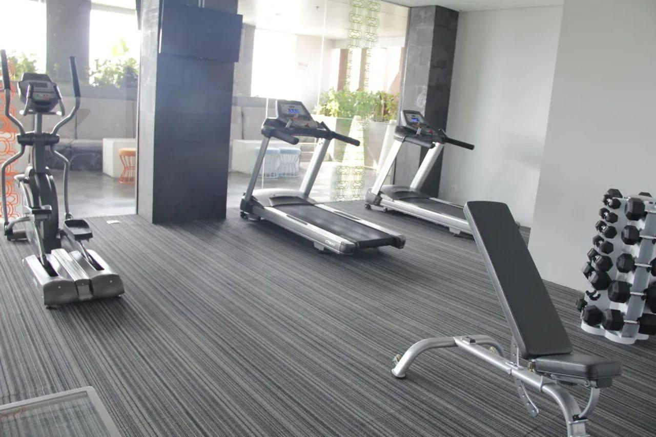 The Southern Hotel Surabaya Formerly Ibis Styles Surabaya Jemursari Luaran gambar