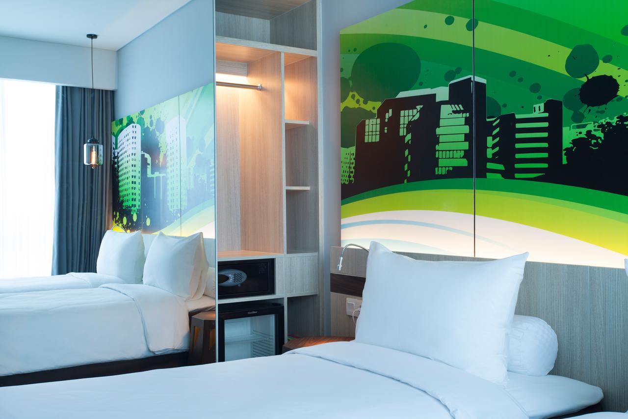 The Southern Hotel Surabaya Formerly Ibis Styles Surabaya Jemursari Luaran gambar